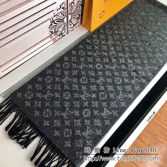 路易威登LV2018新色 雙面漸變提花羊絨圍巾 LLWJ6101